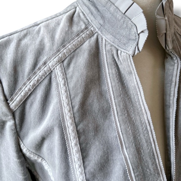 White House Black Market Grey Velvet Ribbon Trim Blazer, Jacket, Women’s 4 - Picture 6 of 13